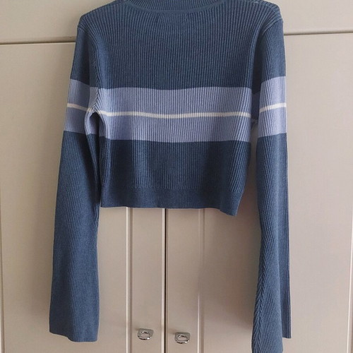 Shein pullover size S blue like new