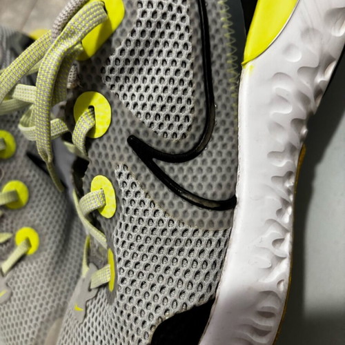 Nike Renew Run shoes used, gray and black, size 42.5