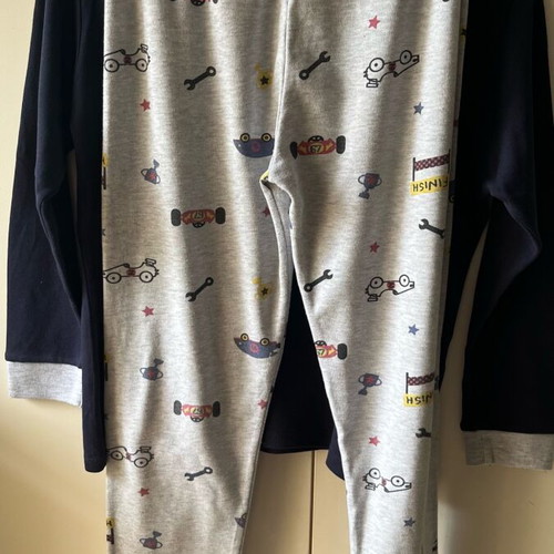 Hashtag 10y pajama used with night mask