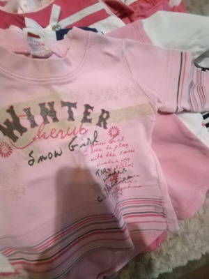 Clothes for 12-month-old girl like new, pack of 20 pieces