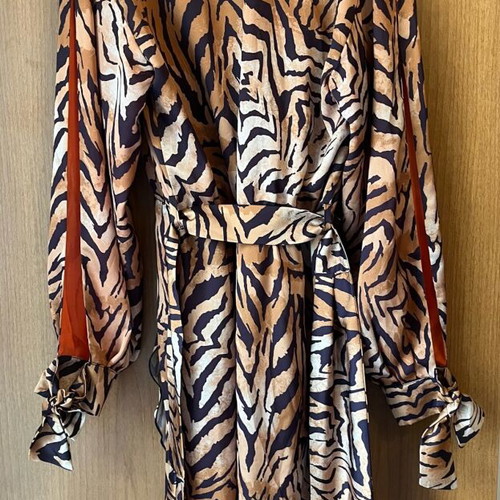 Lynne animal print dress with lining and belt new with tags