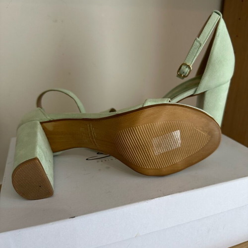 Sante sandals size 38 green new