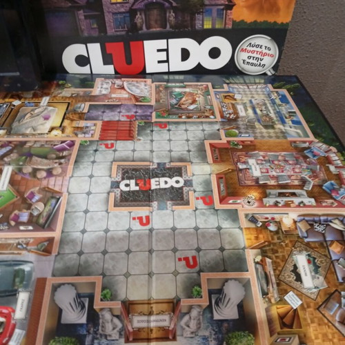 Cluedo classic mystery board game used