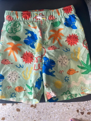 Old Navy children's swimsuit like new, size 5 years