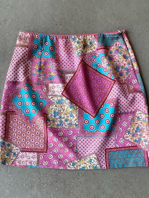 Women's satin mini skirt like new, size S, pink multicolor