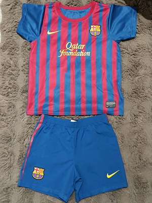 FC Barcelona kids set like new for 4-5 years old