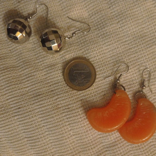 Mandarin and disco ball earrings like new, pack of 2 pairs