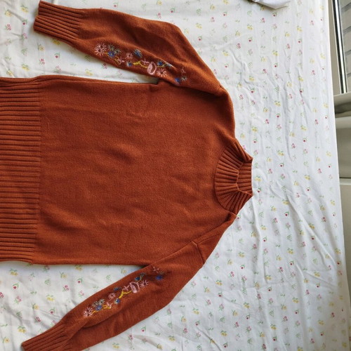 Pullover with embroidered designs like new, brown, size S