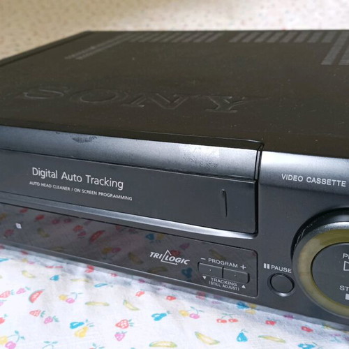 Sony SLV-E290EG Hi-Fi Stereo μεταχειρισμένο, για επισκευή με τηλεχειριστήριο