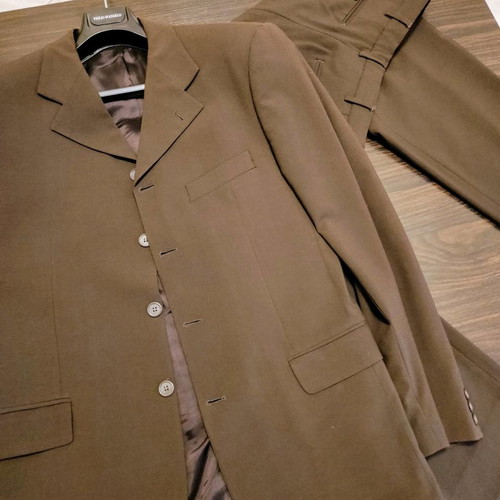 Figlio d' Angelo suit used, size Large, brown