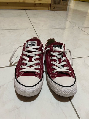 All Stars Converse παπούτσια σαν καινούργια, μέγεθος 41,5, μπορντό