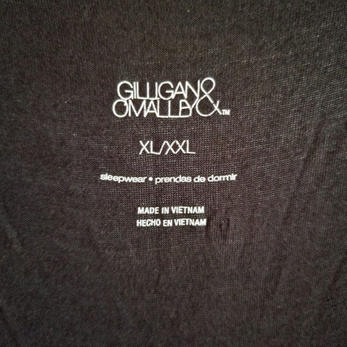 Gilligan & O'Malley XXL robe new, soft and lightweight
