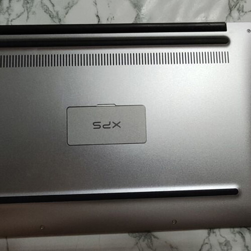 Dell XPS 13 P54G Touch Screen Laptop like new, Intel i7, 8GB RAM, 500GB SSD