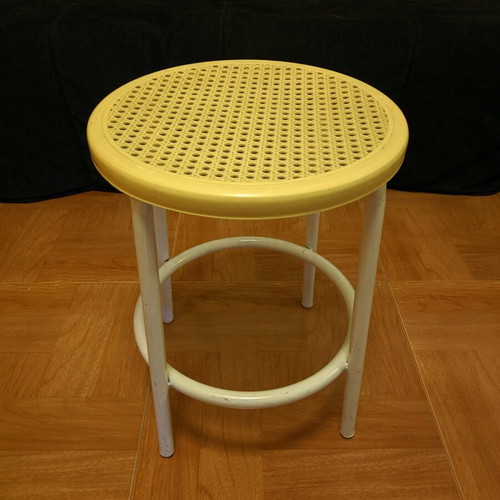 Set of 2 used kitchen stools