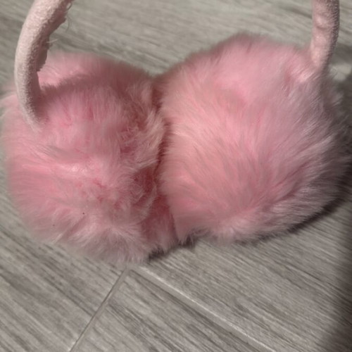 Ear muffs used for cold protection