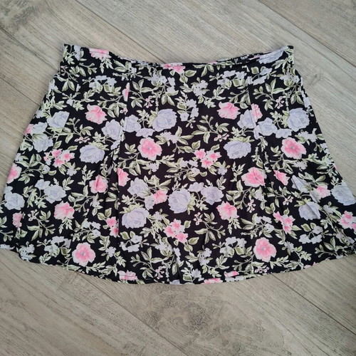 Floral skirt short with elastic, like new, H&M, multicolor, XL