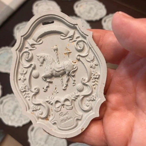 Porcelain decorative bombonieres handmade, pack of 20