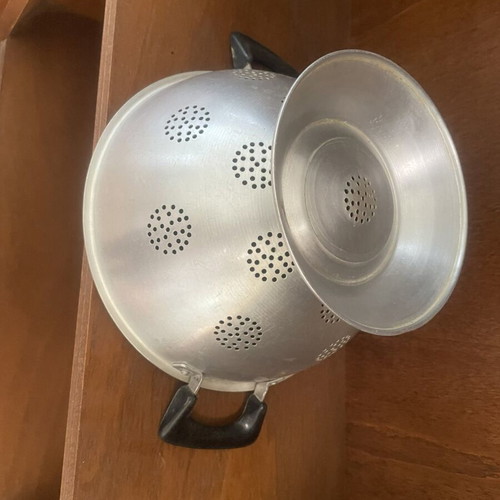 Aluminum colander with bakelite handles, diameter 24 cm