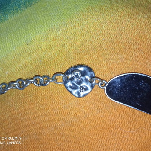 Heavy necklace used with 46cm chain diameter