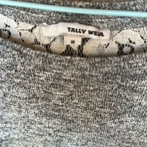 Tally Weill blouse used, lace detail, size S/M, white and gray