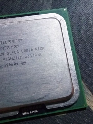 Intel Pentium 4 524 3.06GHz SL9CA Socket 775 processor like new