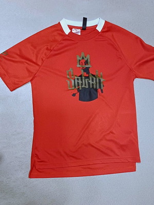 Adidas ποδοσφαιρική φανέλα Salah νούμερο 13–14 σαν καινούργιο, κόκκινη