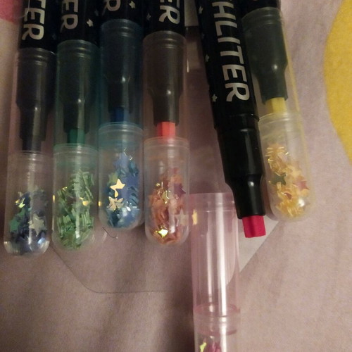 Highlighters new set of 6 colors Centrum with star tips