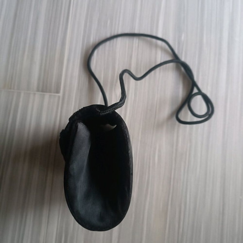 Women's black satin evening shoulder bag like new