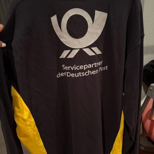 Sweatshirt XXL black and yellow like new