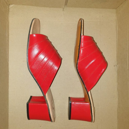 Vintage 60s red leather mule sandals size 39 new, padded