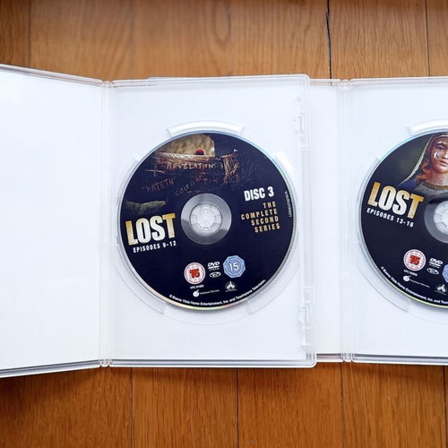 Lost Season 2 DVD used with Greek subtitles, 7 discs