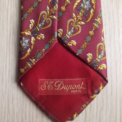 S.T. Dupont silk men's tie like new red