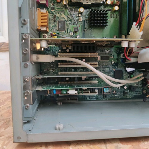Retro Pentium 4 Desktop PC used with Windows XP