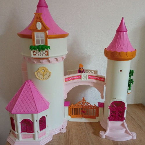 Playmobil Princess Castle 70448 used, some missing parts