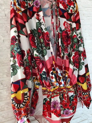 Unique Body Shirt Size S-M like new, colorful