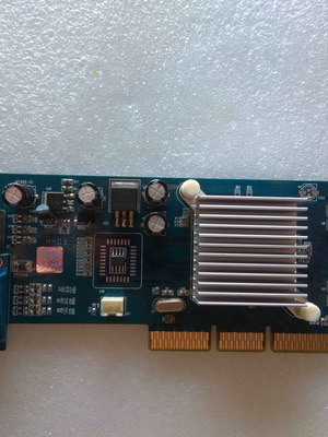 Графична карта Manli GF4 MX440 64MB DDR 64bit AGPx8 без вентилатор употребявана