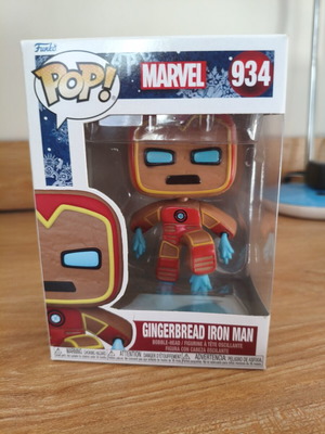 Funko Pop Marvel Gingerbread Iron Man 934 like new