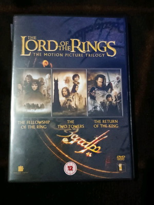 Lord of the Rings trilogy DVD like new with subtitles