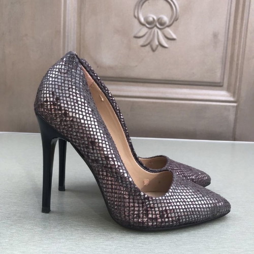 Used pumps size 36 with 10 cm heel