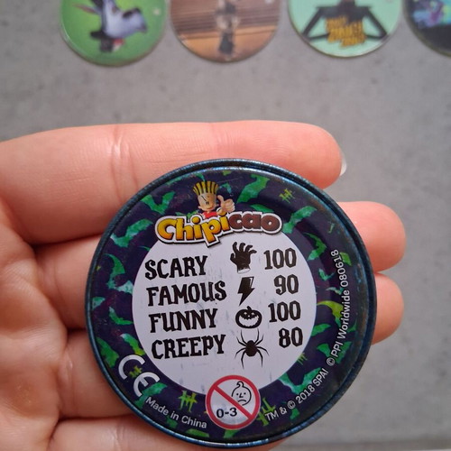 Chipicao Hotel Transylvania 2018 collectible caps set of 86, like new