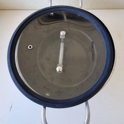 NAVA Elegance deep pot with ceramic non-stick coating, 24cm