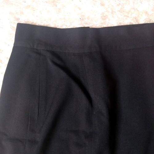 Andriotti skirt and sleeveless knitted top set like new