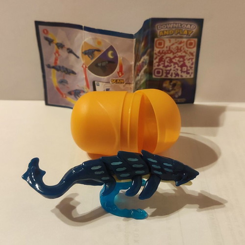 Kinder Avatar figure like new