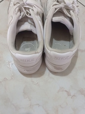 Nike Court Vision Alta athletic shoes used, size 40, white