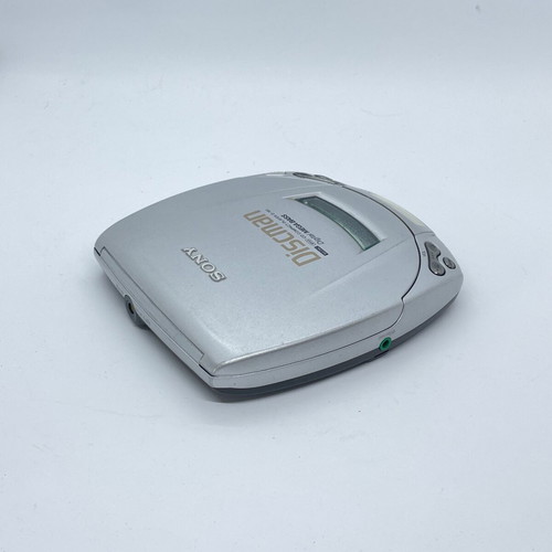 Sony Discman D-191 portable CD player used with Digital MEGA BASS