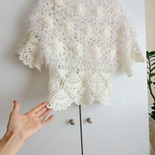 Knitted cardigan with roses new, size S-M, white
