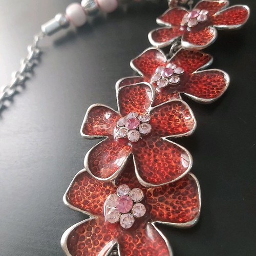 Vintage necklace like new