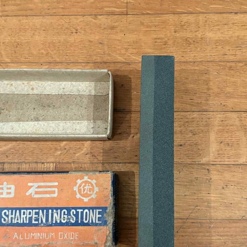 Artificial sharpening stone like new