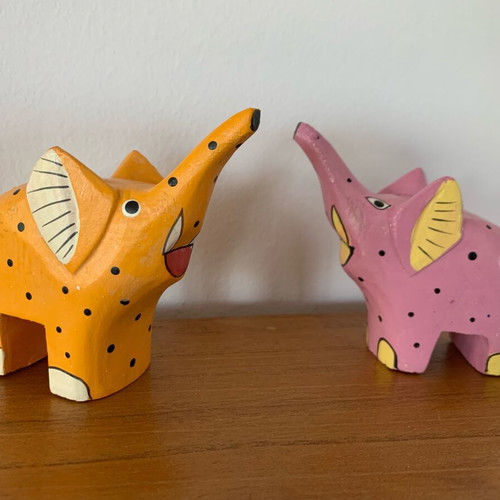 Handmade Wooden Elephant Figurines Pack of 4, New