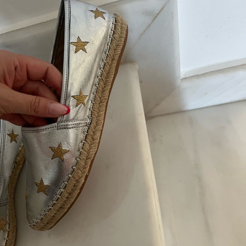 Eva Longoria leather espadrilles size 37 silver with gold embroidery, like new